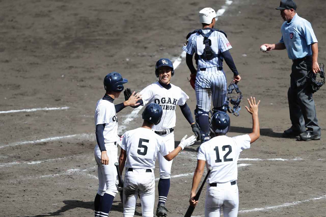 甲子園球児フォーム連続写真 大垣日大 小野寺優斗 逆方向への1試合2本塁打 mスポーツ ベースボール マガジン社
