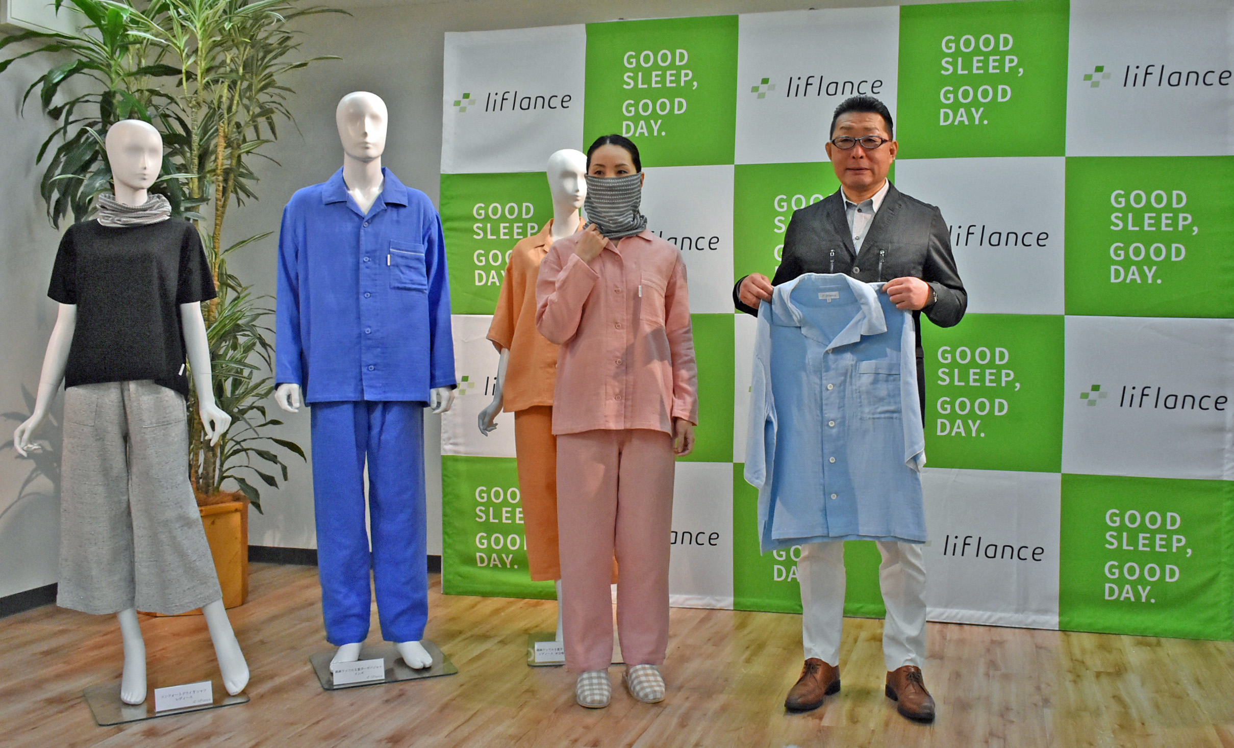 リフランスのリカバリーウェア夏用新作発表会で、義足のプロダンサー大