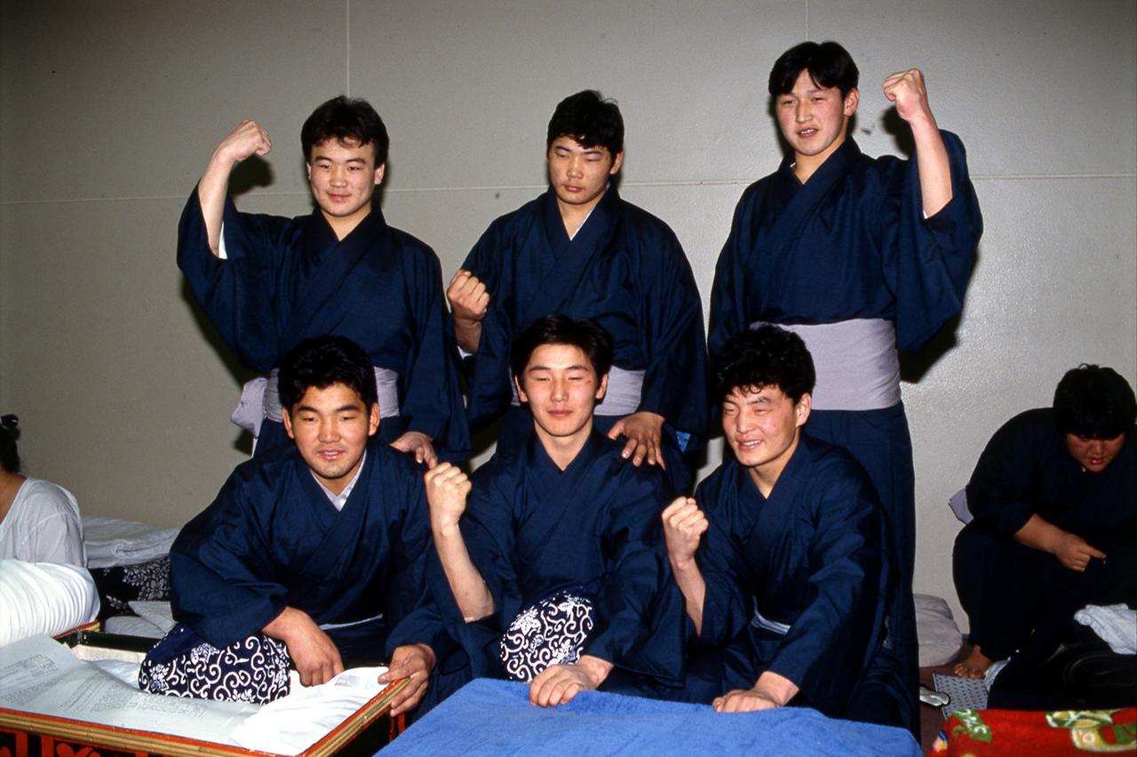 モンゴル出身力士の歩み〜貴重なフィルムを掘り起こす【BBMフォト
