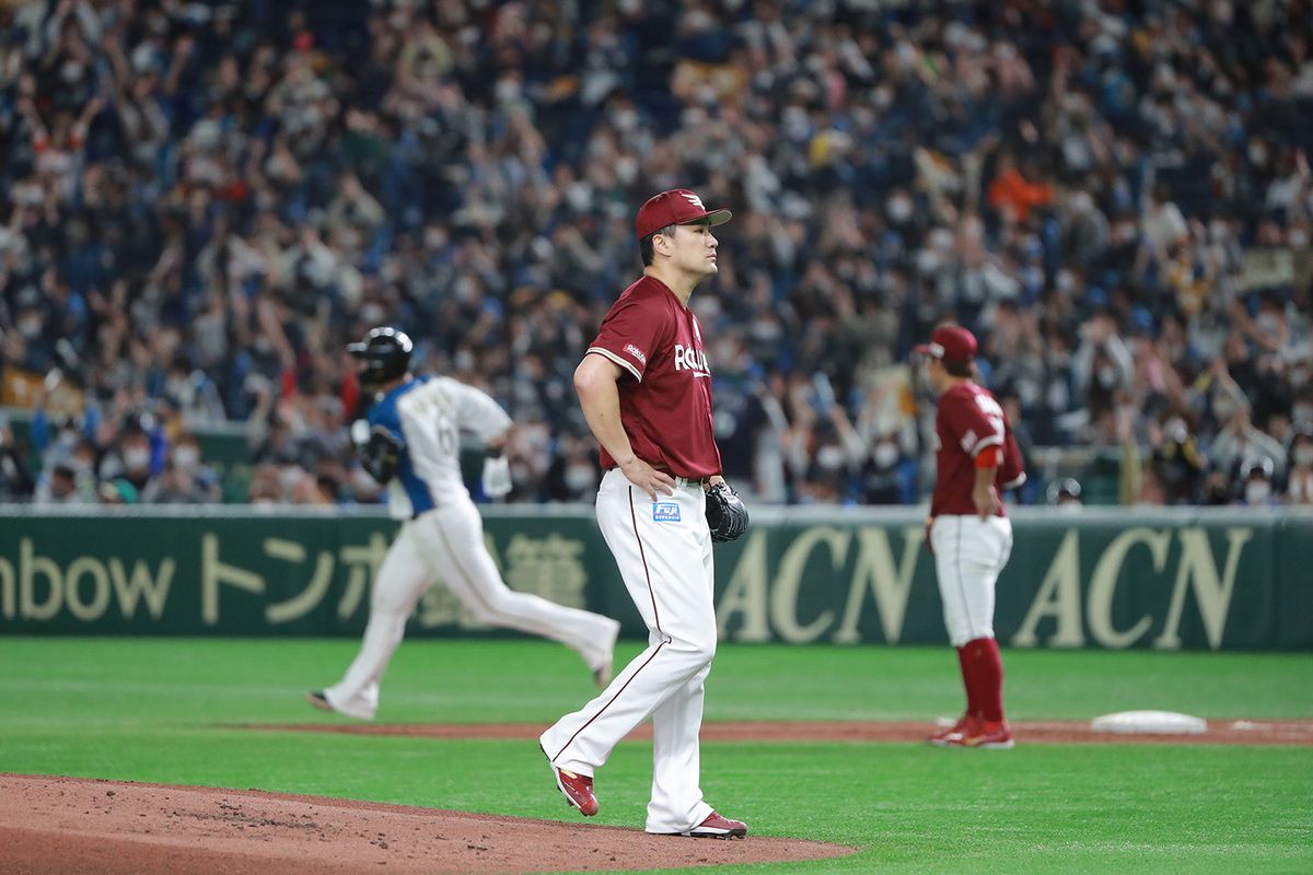 2021年4月17日 日本ハムvs楽天=東京ドーム 1回裏、中田翔に2ランを許した田中(写真)。2回にも1点を失い5回3失点で降板。2012年8月19日の西武戦以来3163日ぶりとなる日本球界での黒星となった。