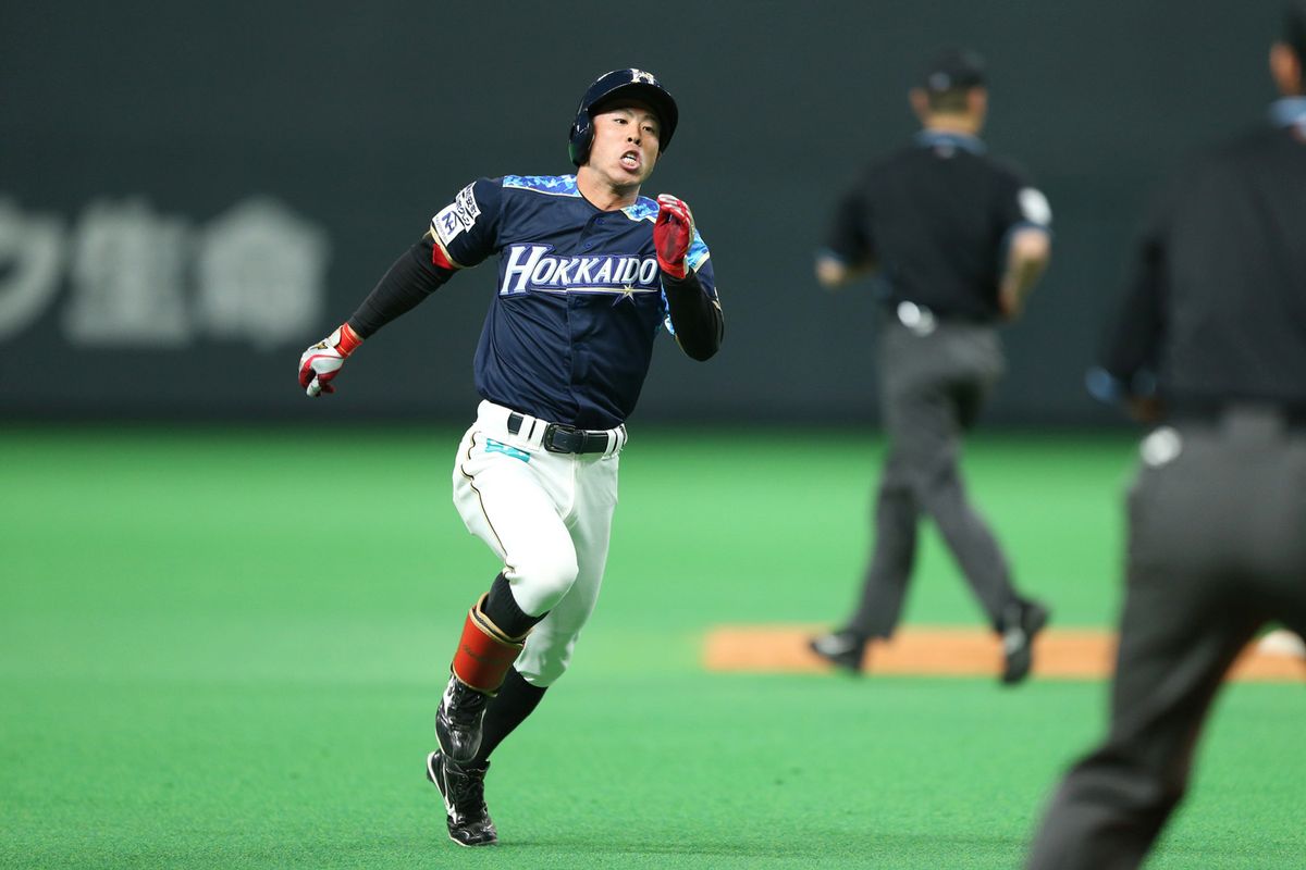 2021年5月14日 日本ハムvs ソフトバンク  7回戦 ＝札幌ドーム　「サニブラウンに勝った男」日本ハム・五十幡亮汰は札幌ドームのダイヤモンドを駆け巡る。