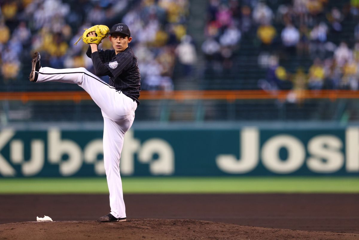 2021年5月27日=阪神甲子園球場　足を高く上げるフォームが堂々としていてカッコよく、甲子園に映えます。この日の最速は、154km/hでした。
