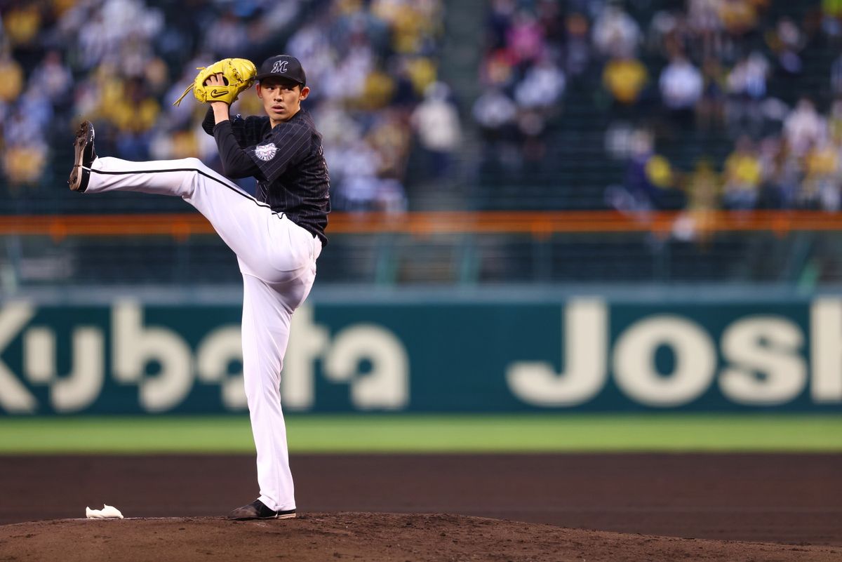 2021年5月27日=阪神甲子園球場　足を高く上げるフォームが堂々としていてカッコよく、甲子園に映えます。この日の最速は、154km/hでした。