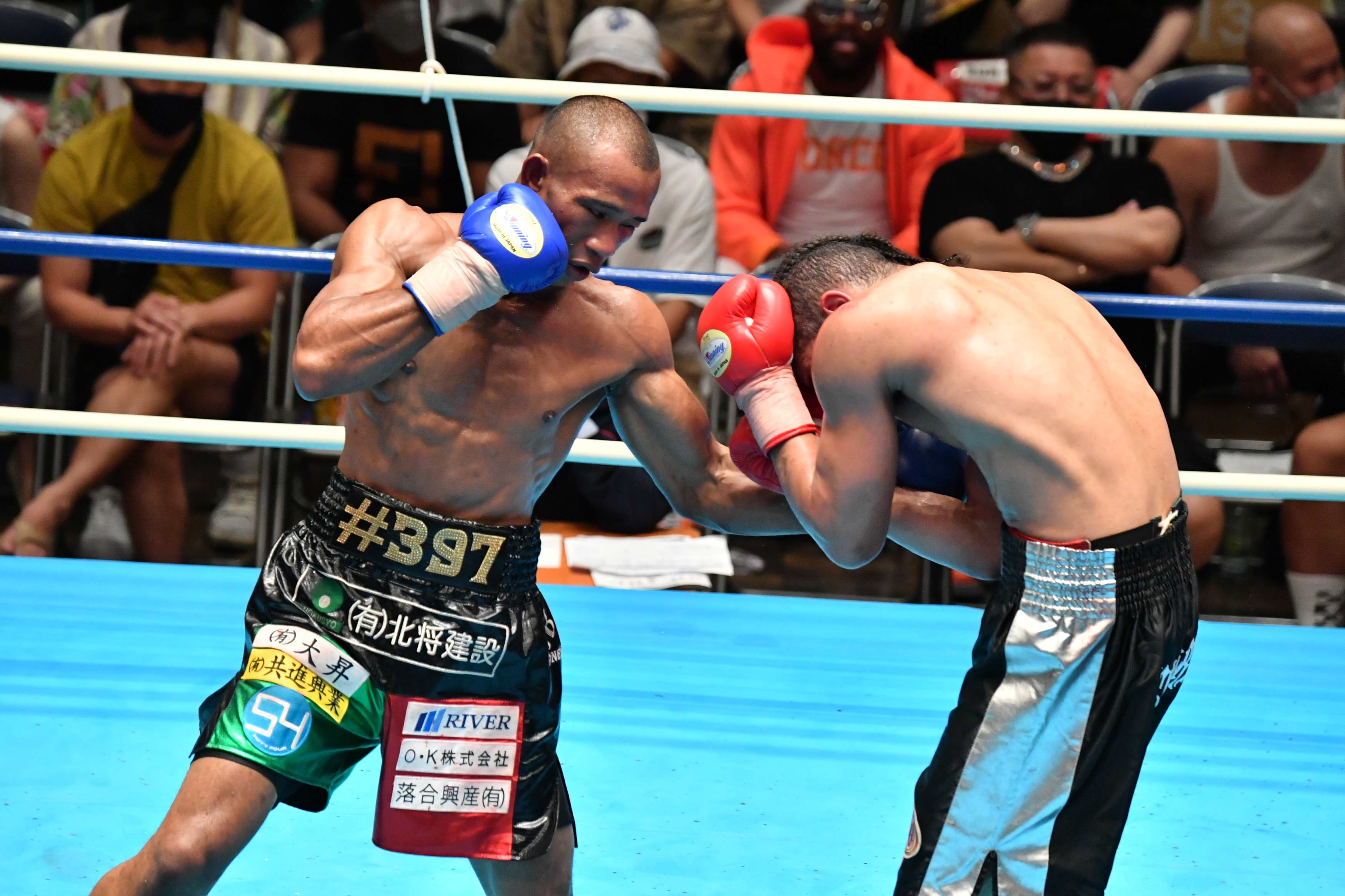 ボクシング】「最後は気合」ワチュク・ナアツが元王者・細川に殊勲の