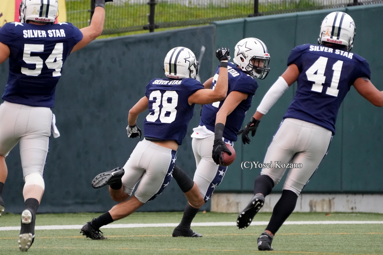 アメフト】シルバースターが全勝V 「今季一番の試合」アサヒ飲料の強力