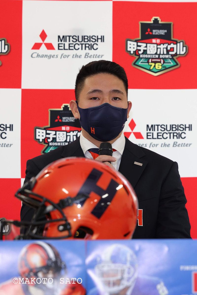 記者会見する法大の太田主将=撮影:佐藤誠
