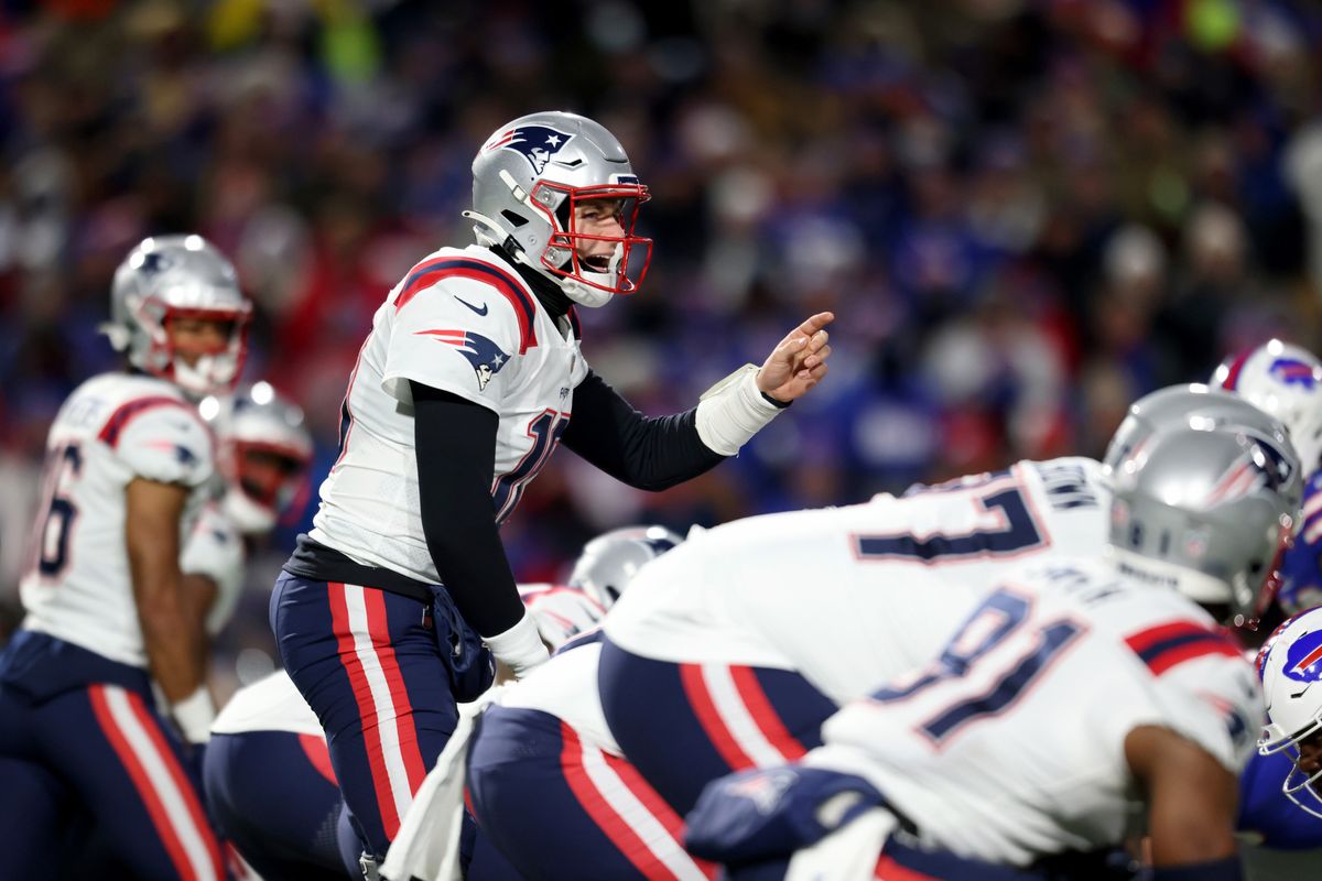 ◇ペイトリオッツ vs ビルズ◆ペイトリオッツQBジョーンズ＝photo by Getty Images