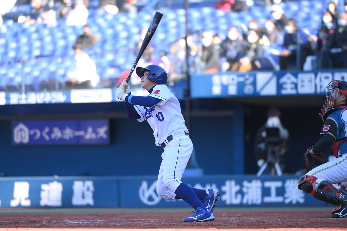 7回表、本塁打の山本(NIKON D6 AF-S 200-400 f/4G ED VRⅡ 1/1250 f4 ISO800)