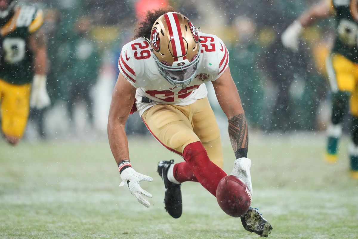 【49ERS vs パッカーズ】第4Q、49ERSのSフファンガがパントブロックリカバーTD、同点に追いつく＝photo by Getty Images