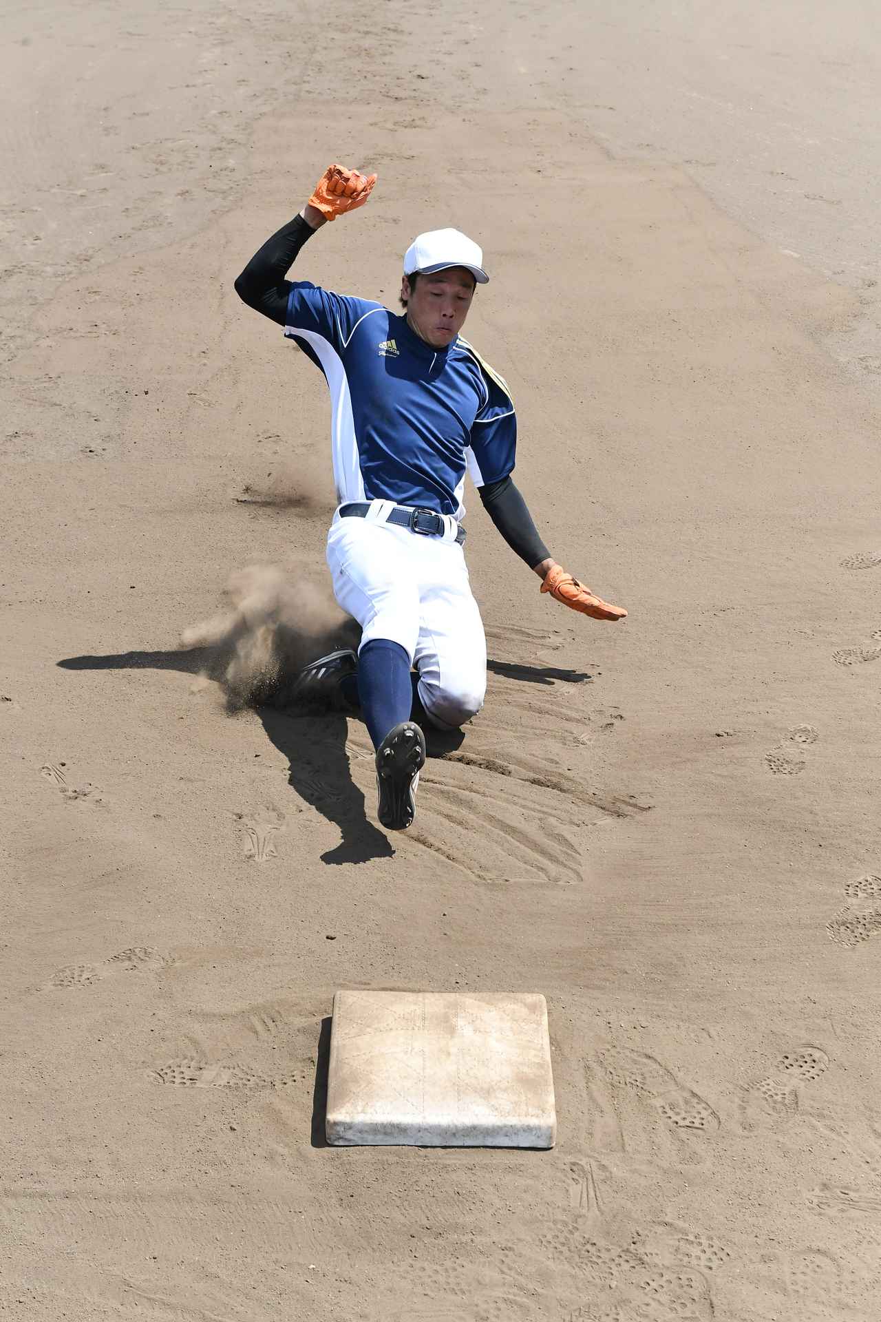 鈴木尚広　実使用スパイク 鈴木尚広の走塁バイブル | BBMスポーツ | ベースボール・マガジン社