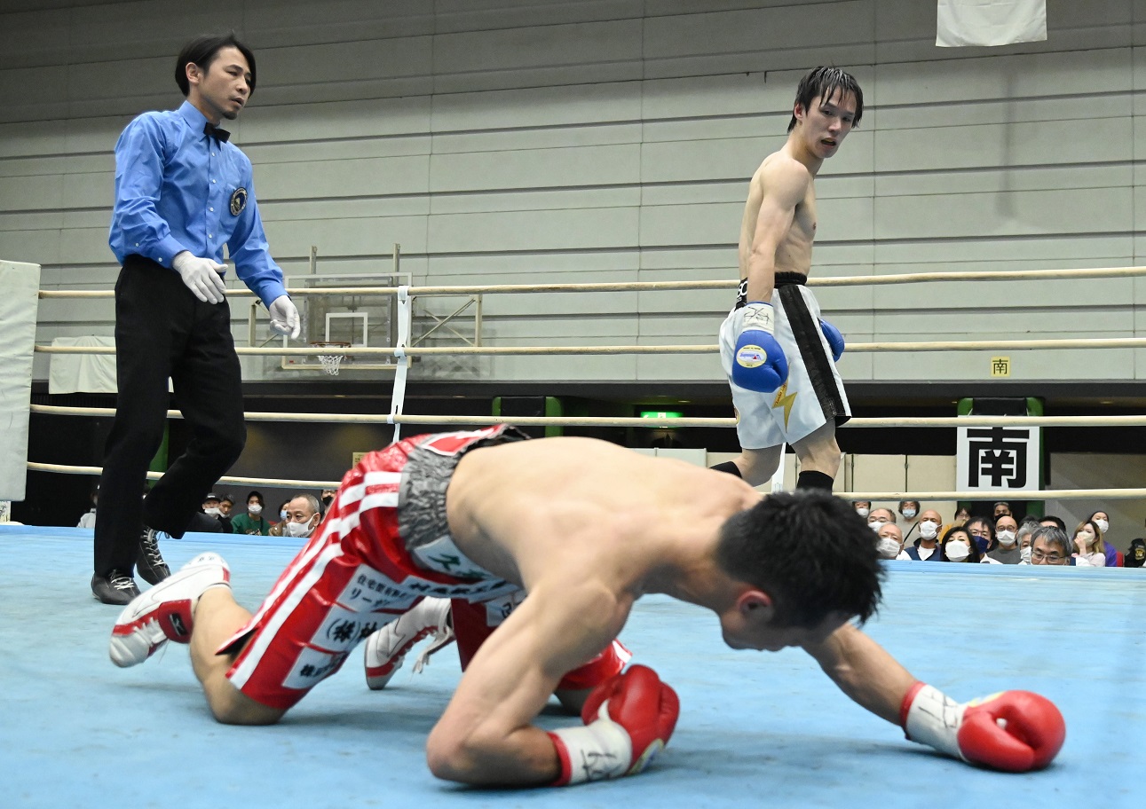 ボクシング】中川健太が元王者対決に勝つ 3度目の日本王座獲得 | BBM