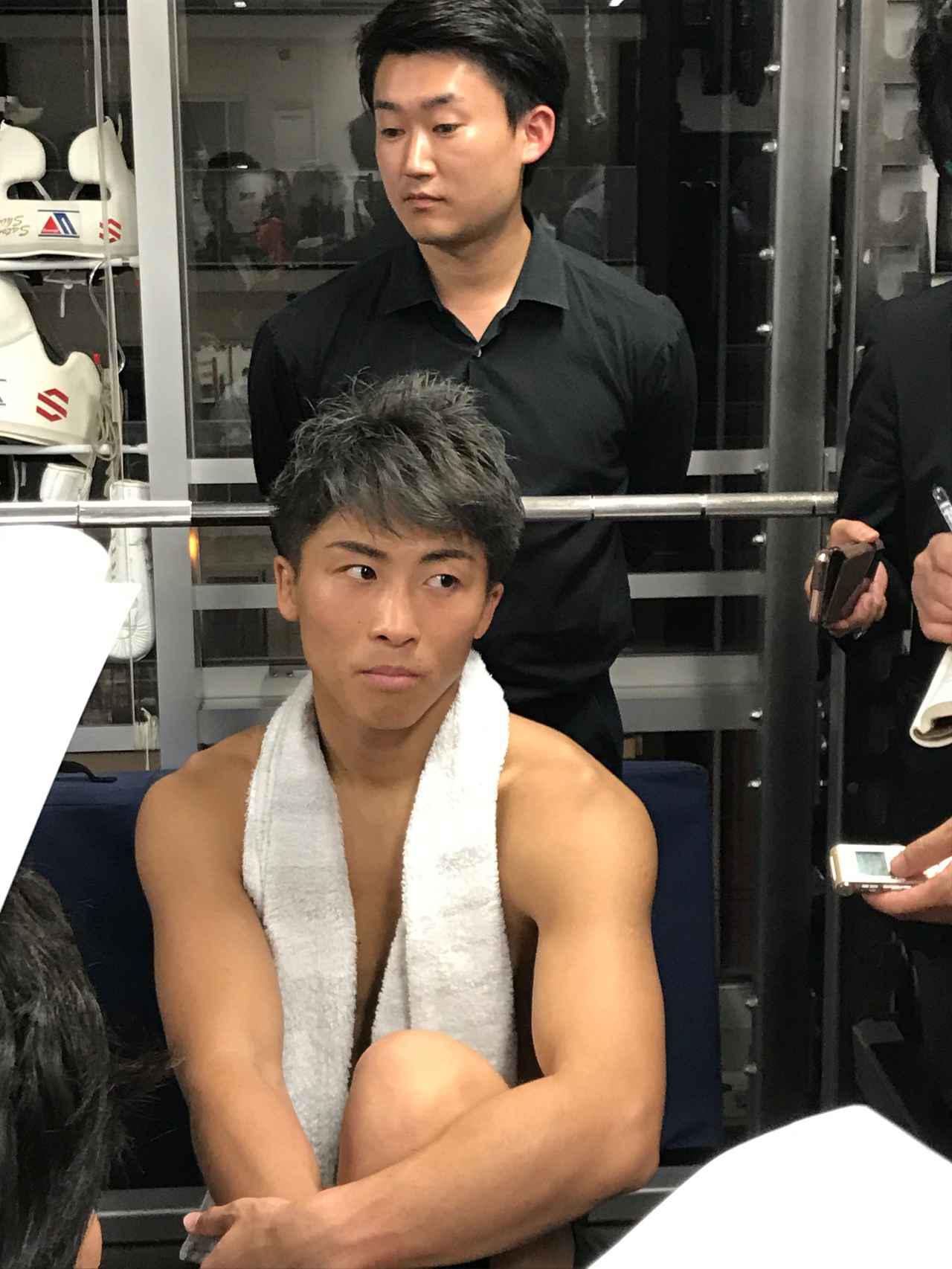 ボクシング】村田諒太が一夜明け会見 「ブラント戦よりも緊張した