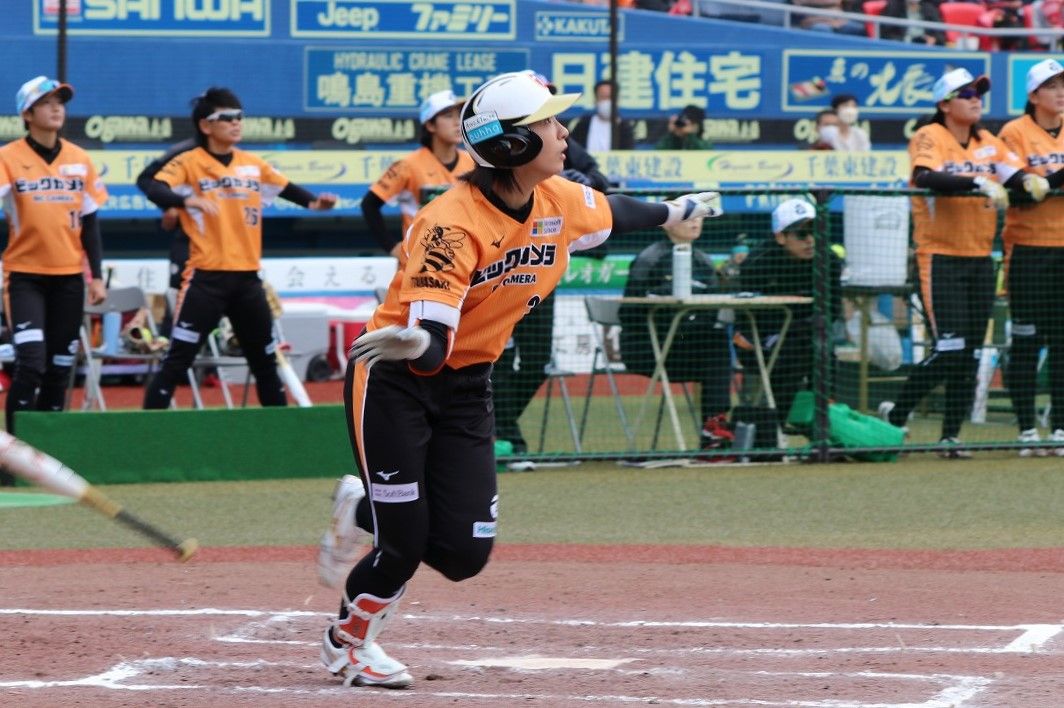 ビックカメラ高碕は2回、五番・工藤環奈のソロで先制に成功する(撮影/BBM)