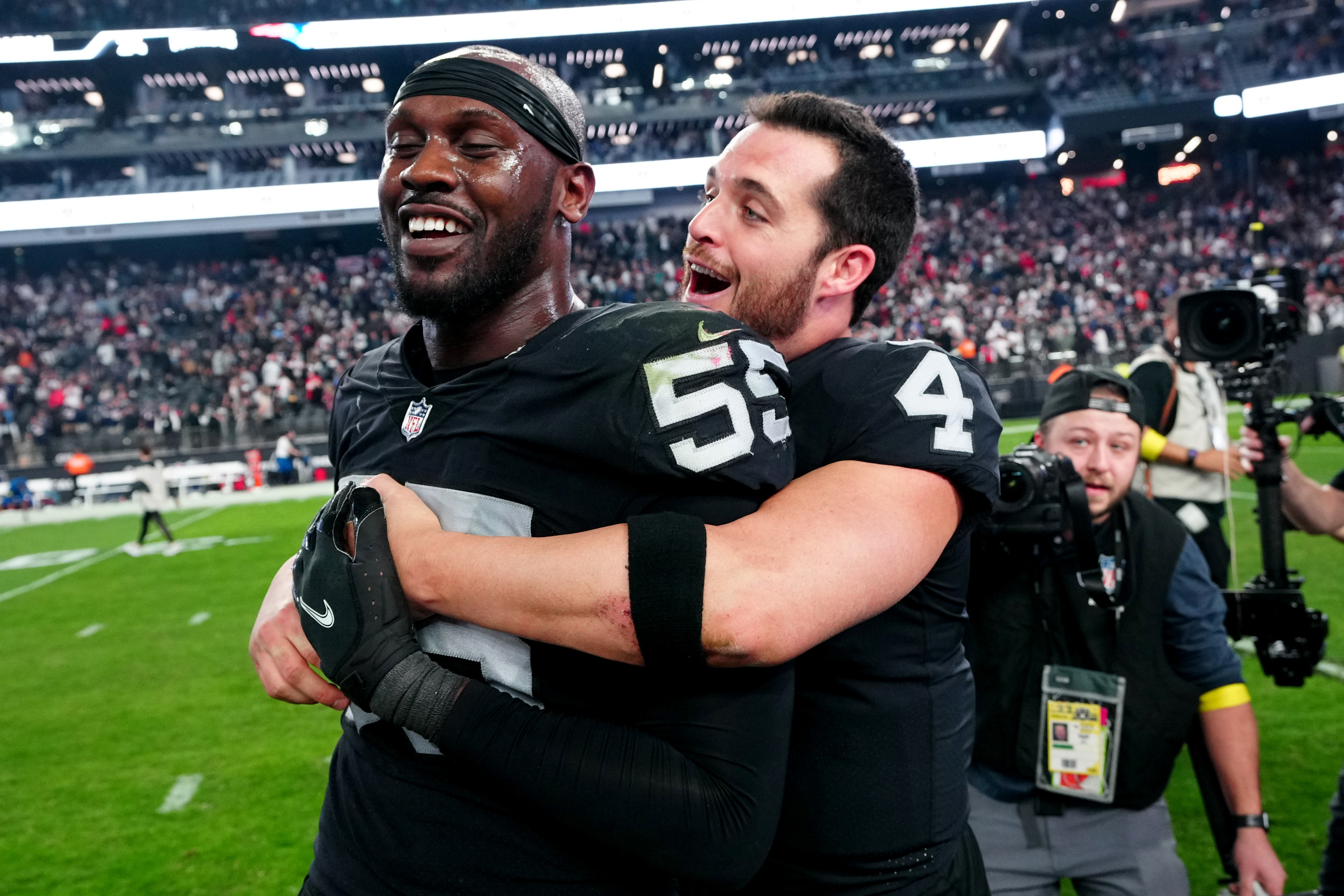 NFL】レイダースがエースQBカーを降格 ブレイディに次ぐ91試合連続先発