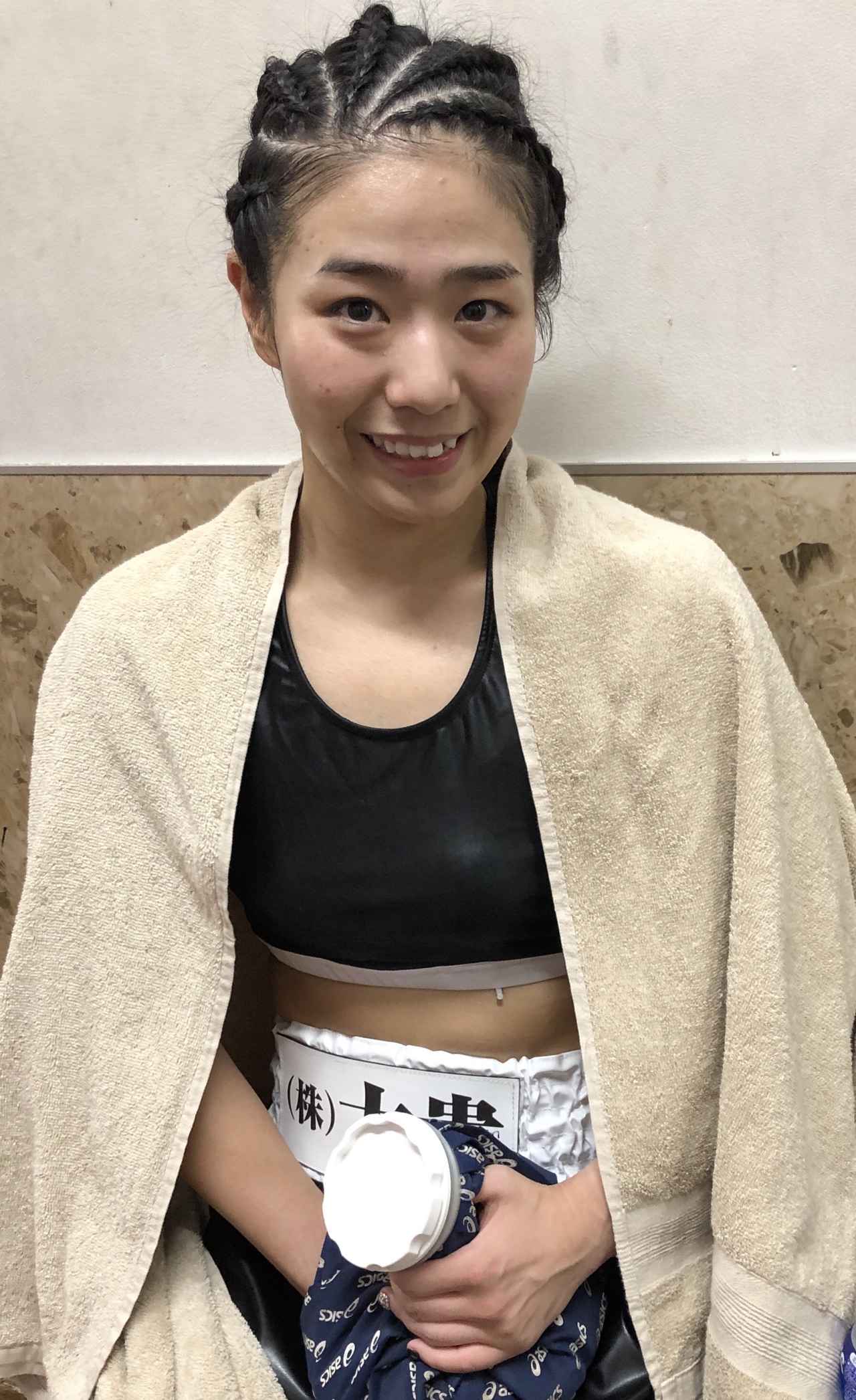 【女子ボクシング】ニューヒロイン候補 千本瑞規が鮮烈デビュー BBMスポーツ ベースボール･マガジン社