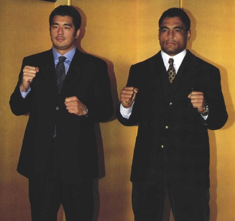 髙田道場　選手サイン有り★ PRIDE 大百科桜庭和志　髙田延彦2選手 髙田道場 衝撃の一日2大会見。髙田延彦がキングダム離脱で髙田道場設立