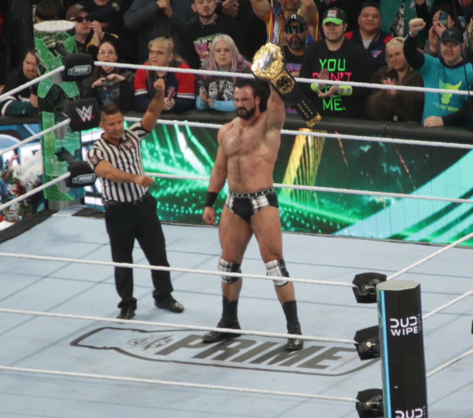 WWE レッスルマニア　17 ベースボールジャージ WWE「レッスルマニア40」2日目は第1試合からドリュー・マッキンタイア