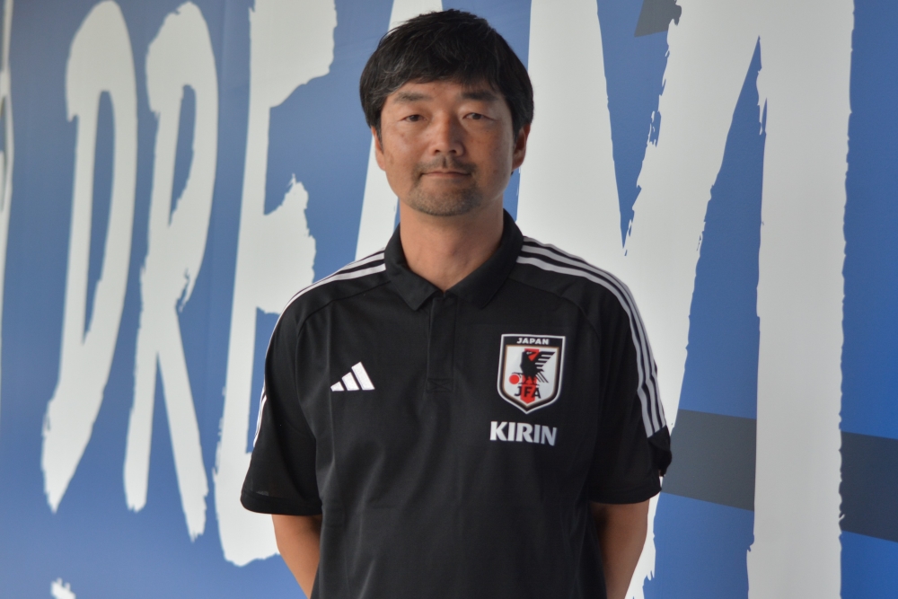 現U-16日本代表監督】海外経験豊富な元日本代表。過去に2度U-17日本