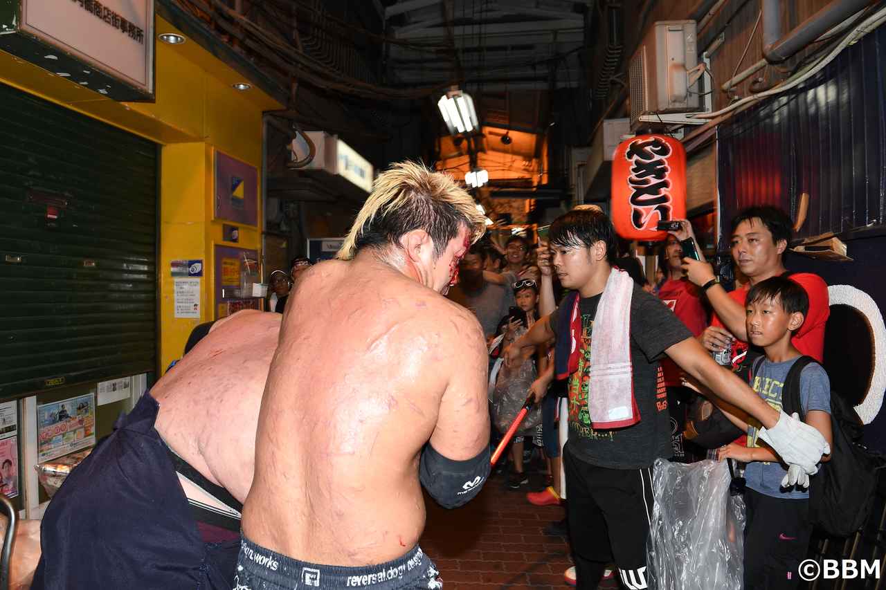 試合結果 大日本８ ５六角橋大会 日本一クレイジーな商店街 今年も熱狂 mスポーツ ベースボール マガジン社