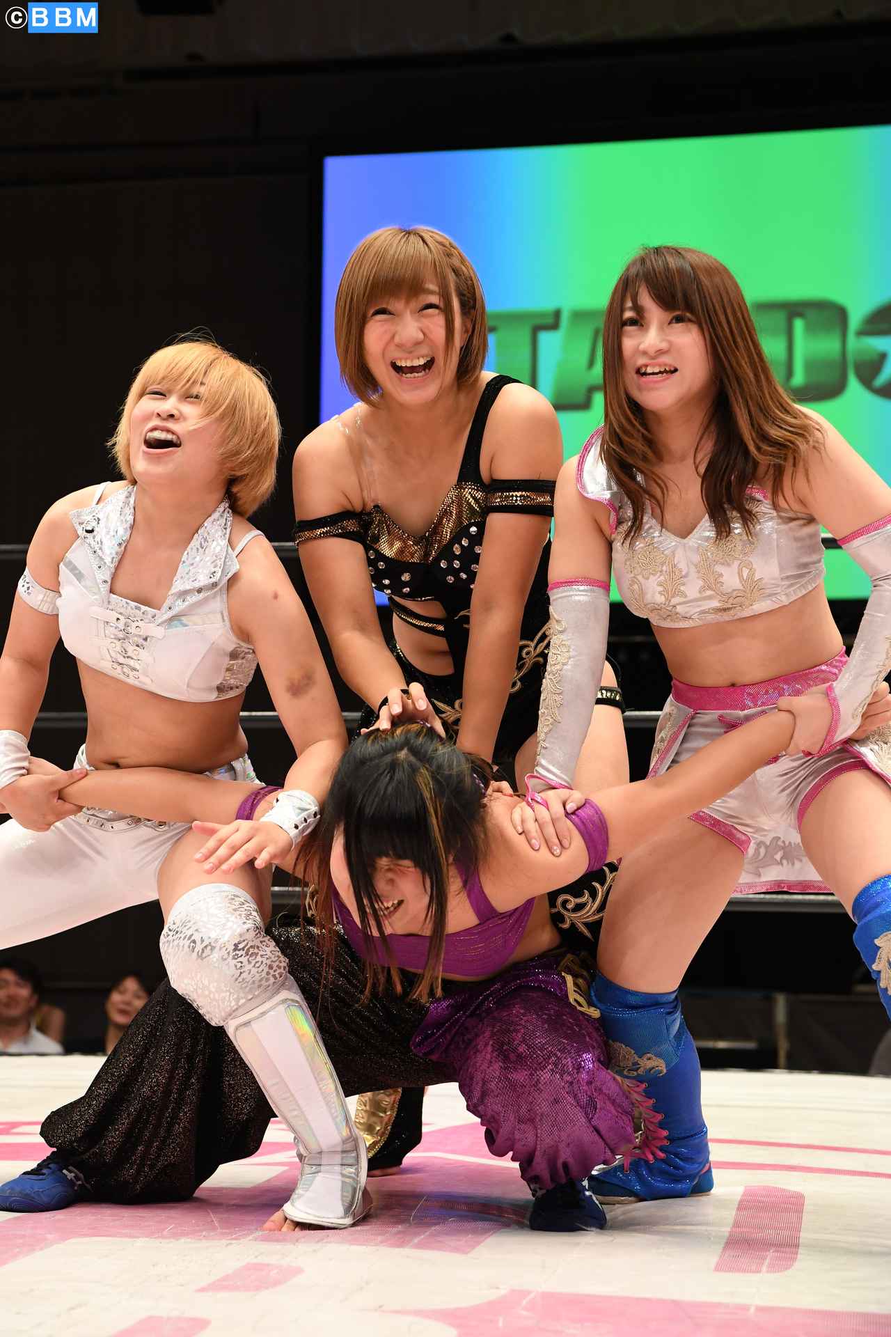 試合結果】スターダム6・21後楽園大会岩谷、赤＆白同時戴冠の快挙