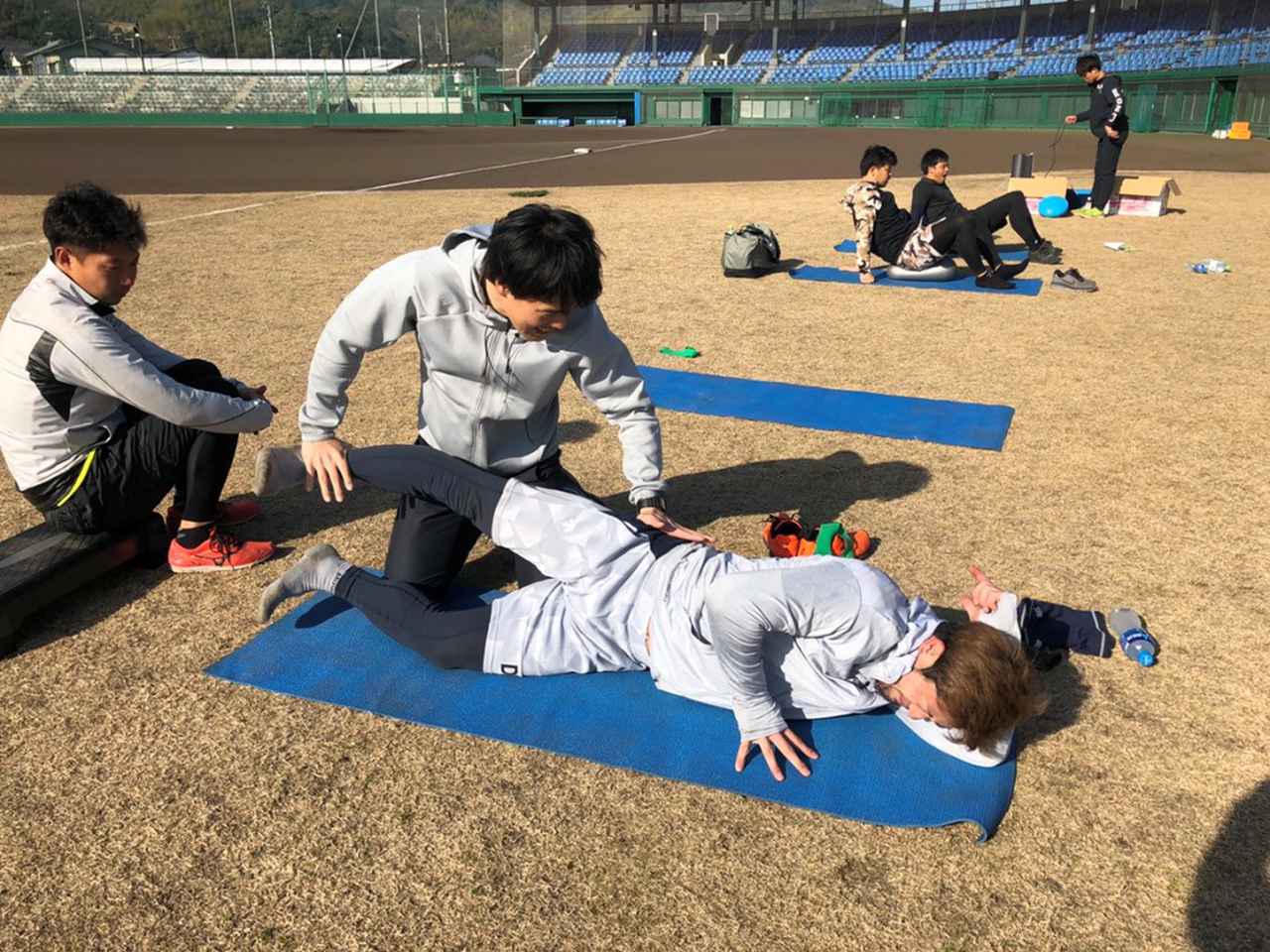 プロ野球選手（練習用） プロ選手も実践！フィジカルトレーニングの新理論［後編］ | BBM