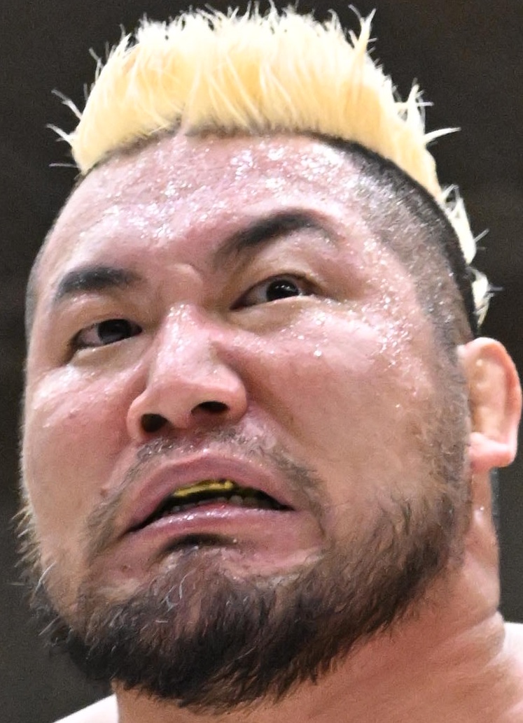 失踪中”NOAHマサ北宮が巌流島を訪問! 師匠・マサ斎藤がアントニオ猪木