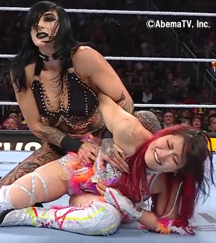 WWE女子のみのビッグマッチでイヨ・スカイが女子世界王座から陥落