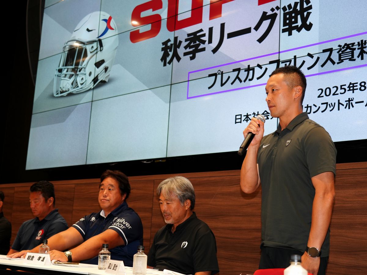 強靭なチームを作り上げ、就任1年目で優勝したパナソニックの高山HC＝撮影：小座野容斉