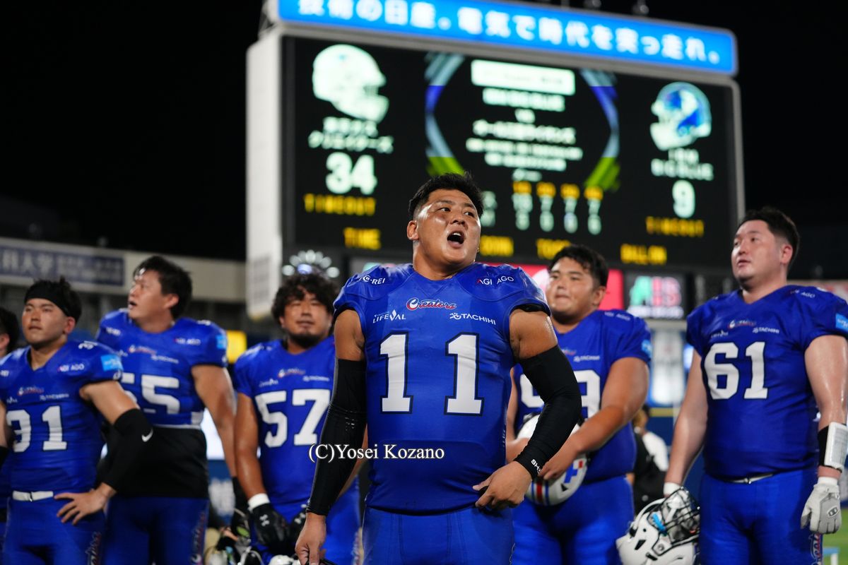 【東京ガス vs IBM】34－9でIBMに快勝。意気上がる東京ガスの松倉主将（＃11）=撮影：小座野容斉