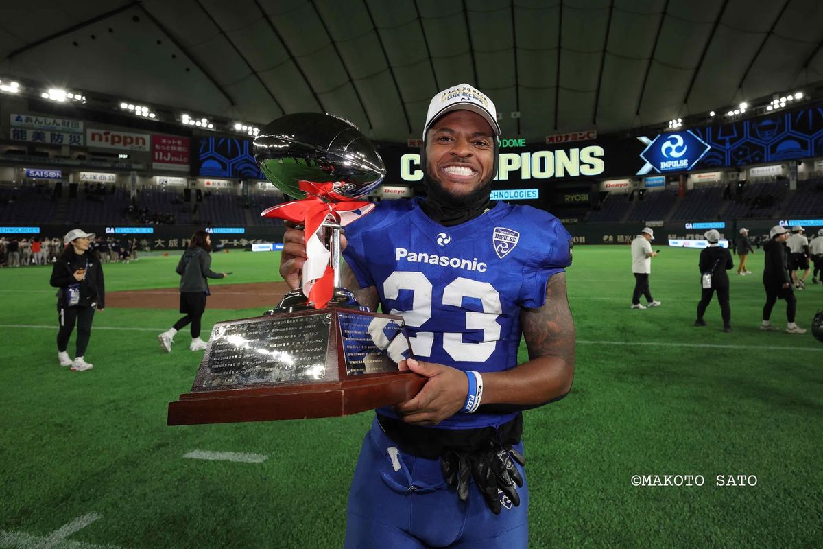 日本選手権・ライスボウル【パナソニックvsオービック】パナソニックDB コックスがこの試合2本のインターセプトでライスボウルMVPを受賞した＝撮影:佐藤誠