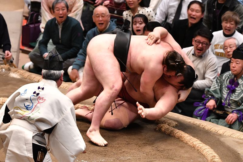 相撲編集部が選ぶ初場所千秋楽の一番】安青錦、熱海富士との優勝決定戦