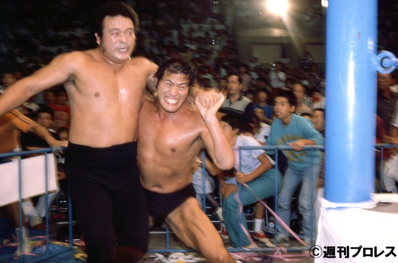 燃える闘魂”を撮り続けて半世紀。“猪木カメラマン”原悦生が選ぶ“関西