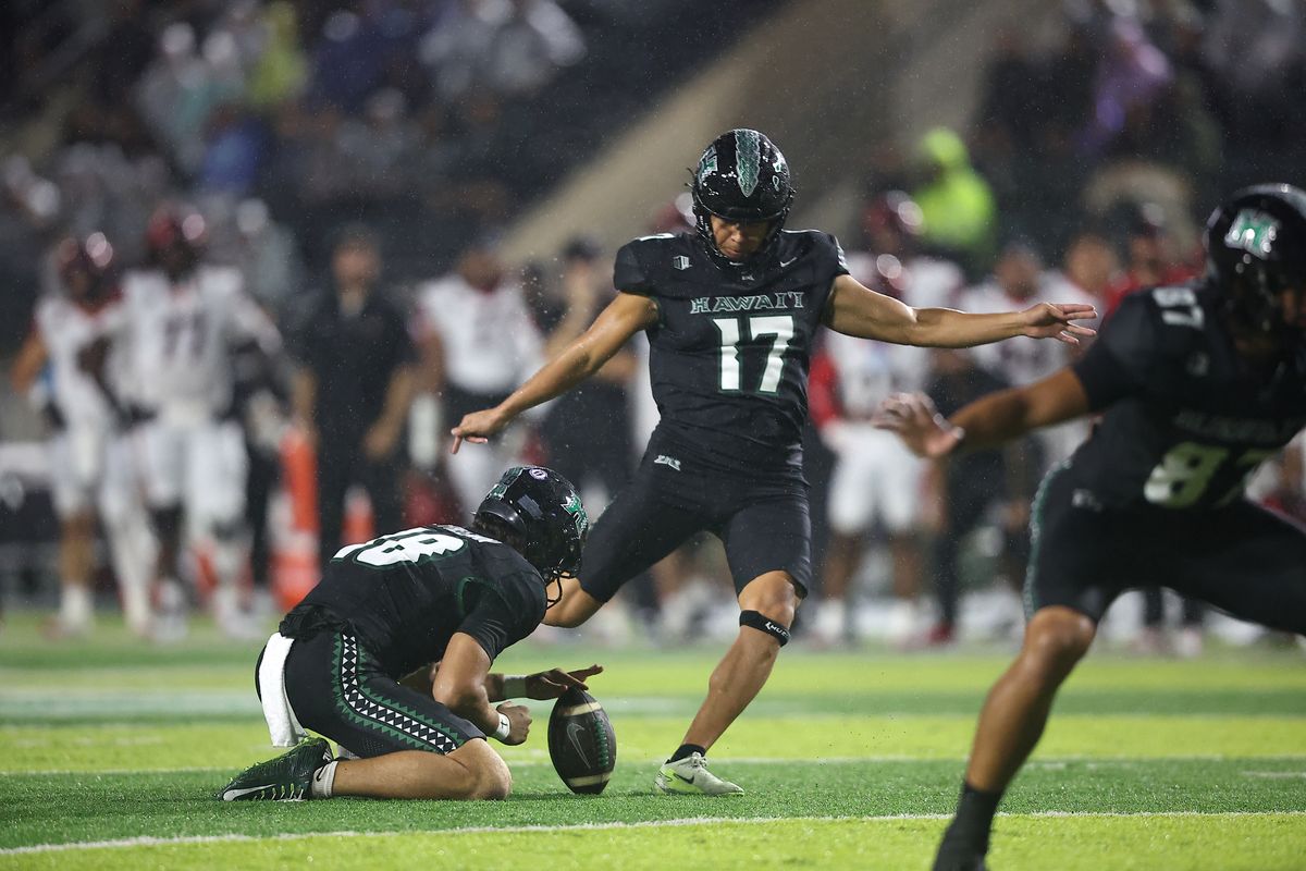 ハワイ大学で大活躍し、コンセンサスオールアメリカンにも選出されたK松澤寛政＝ハワイ大学提供