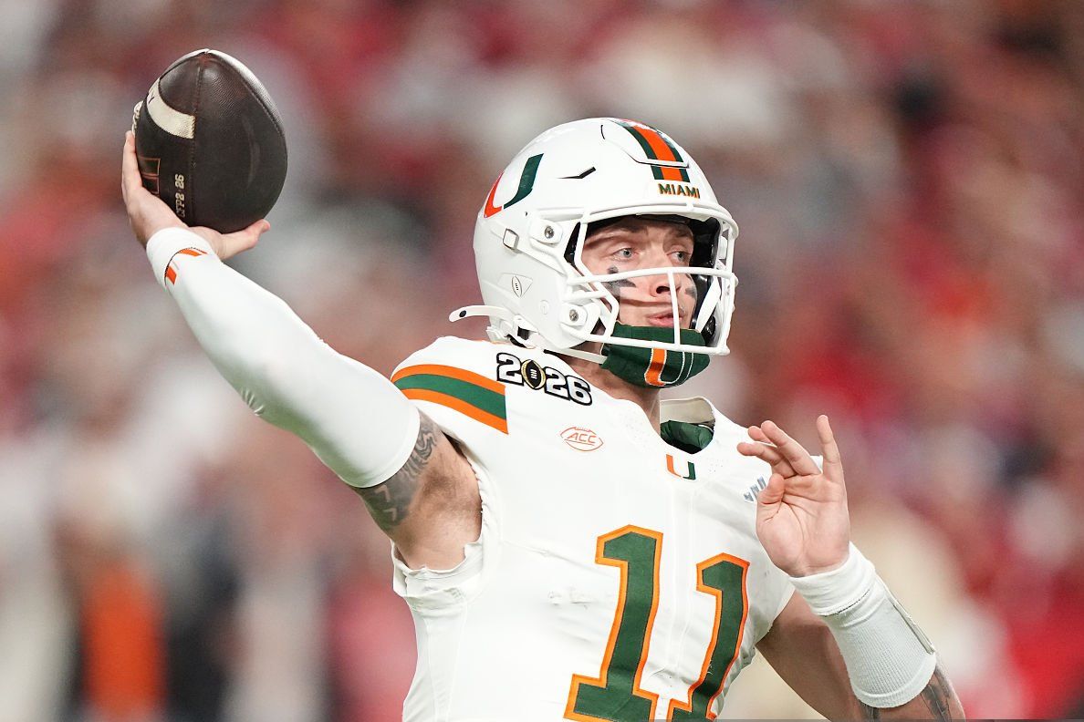  3巡1位 全体65位 カージナルス QB カーソン・ベック マイアミ大=Getty Images