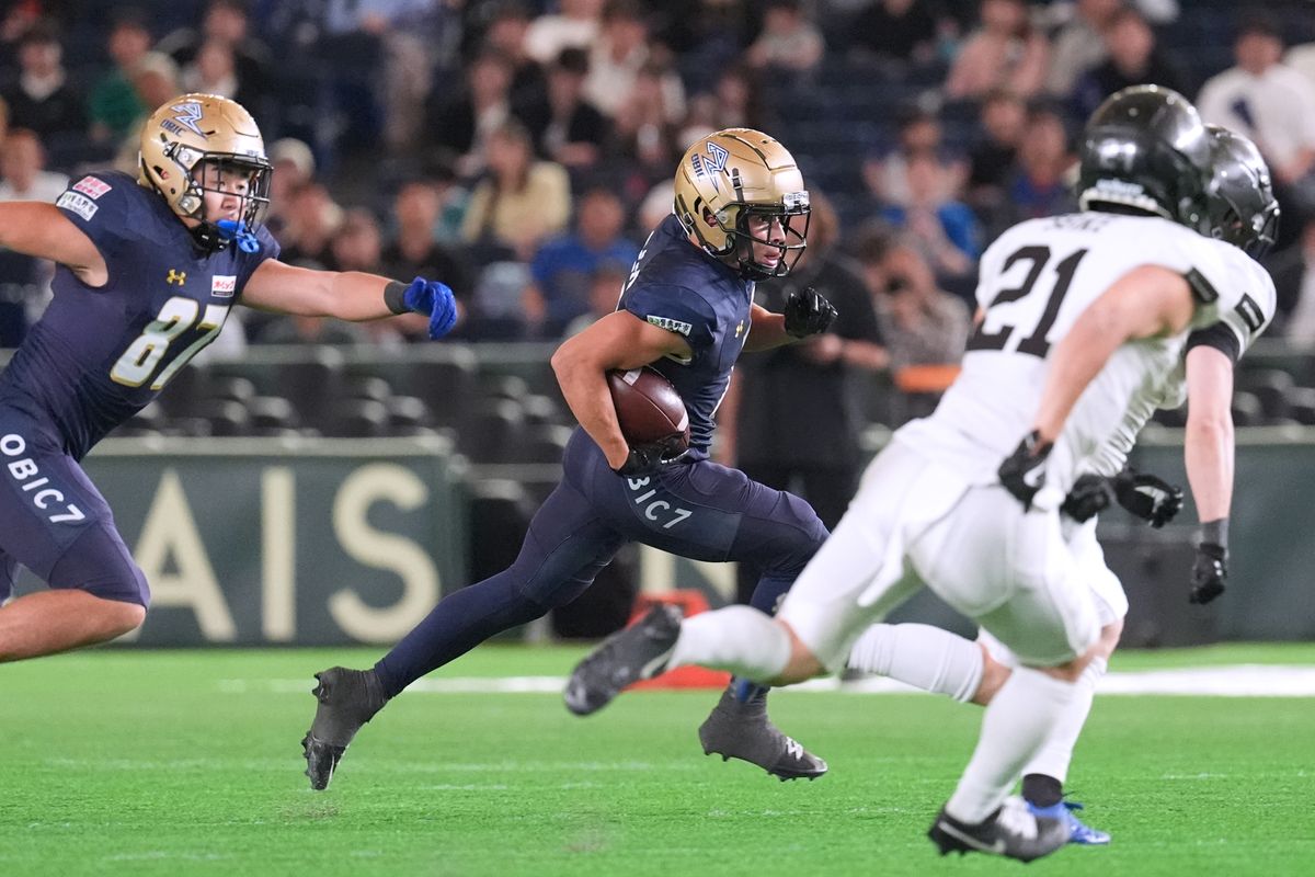 Xプレミア開幕戦【パナソニックvsオービック】3Q、オービックWRテイがロングゲイン＝撮影:小座野容斉