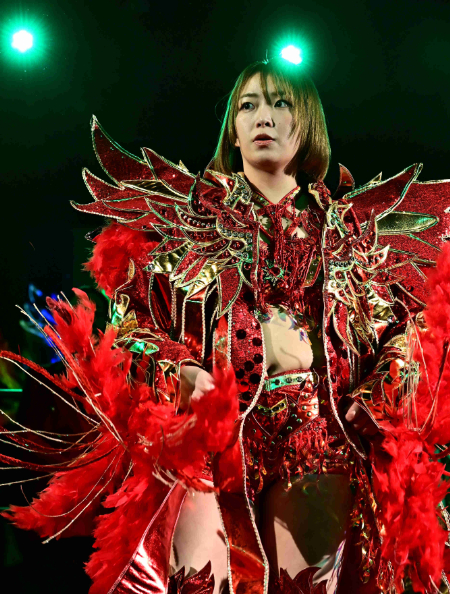 S*V様 Sareee　太陽神 モブTシャツ　XLサイズ　　女子プロレス 新品未 ドクターストップのSareee、苦渋の決断を明かす「100％のSareeeで