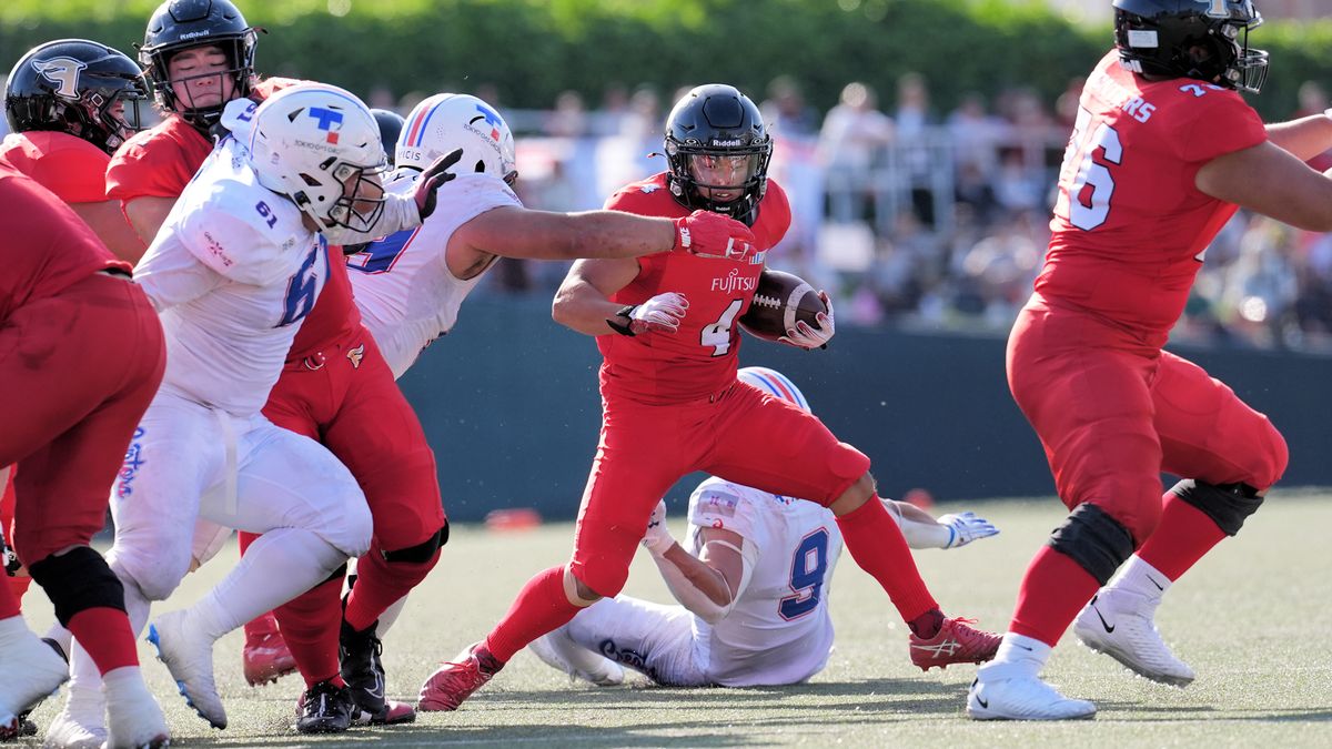 【富士通 vs 東京ガス】富士通RB山嵜は、プレー数は少なかったが元気な姿を見せた＝撮影:小座野容斉