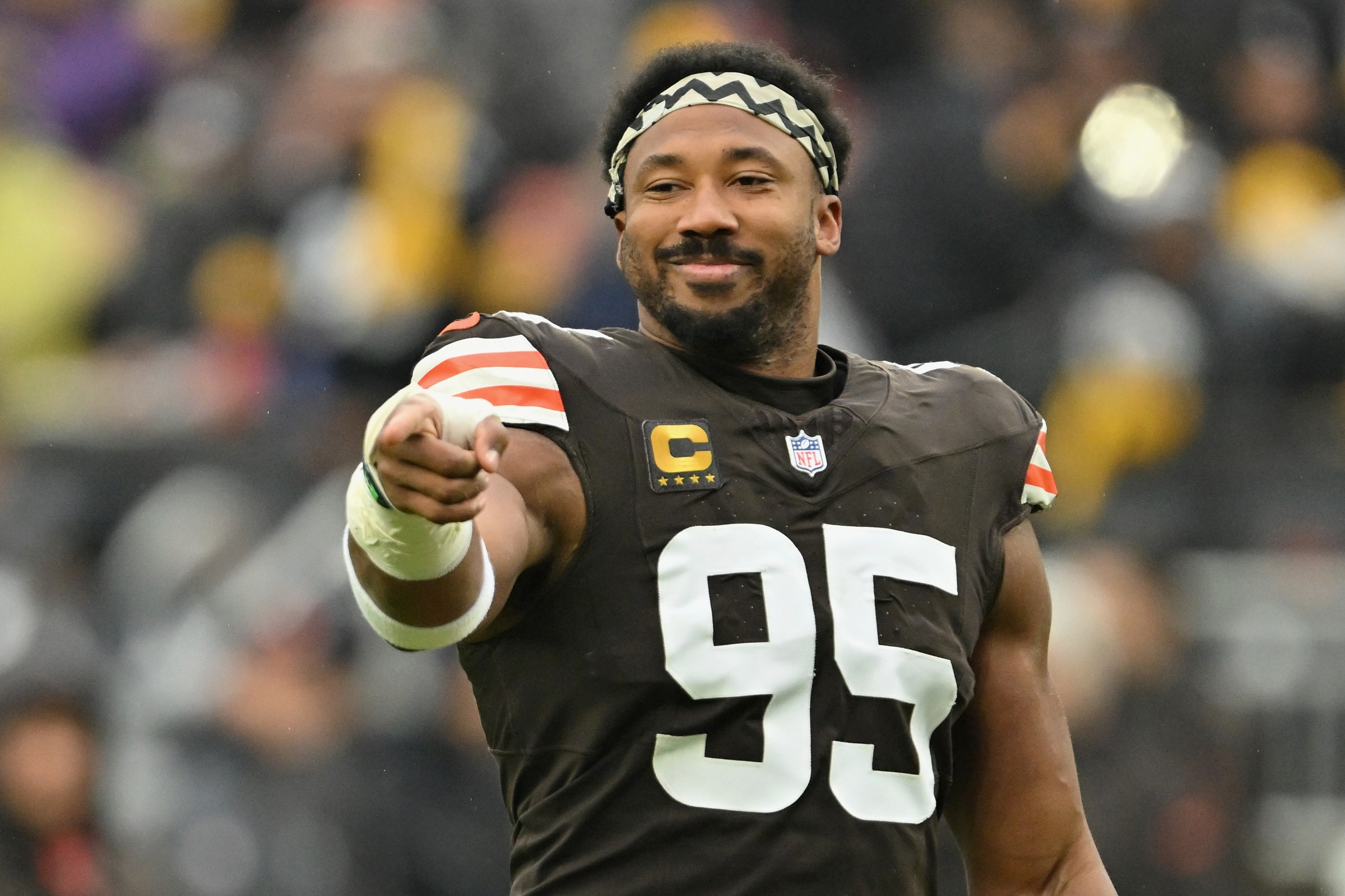 NFL】「最強ディフェンス選手」ブラウンズのギャレットがラムズへ衝撃