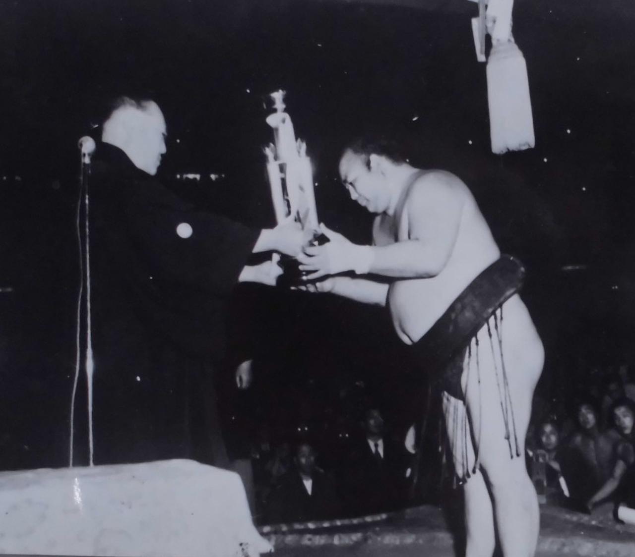 main_06d463ef3593cc54525ca8bb2