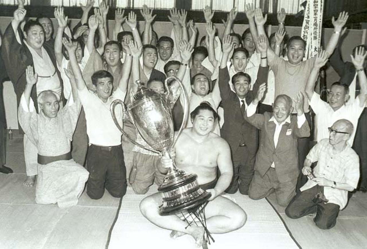 大日本　関西角力協會雑誌　角力道　第二号　昭和　レトロ　相撲　希少 大日本 関西角力協會雑誌 角力道 第二号 昭和 レトロ 相撲 希少 大