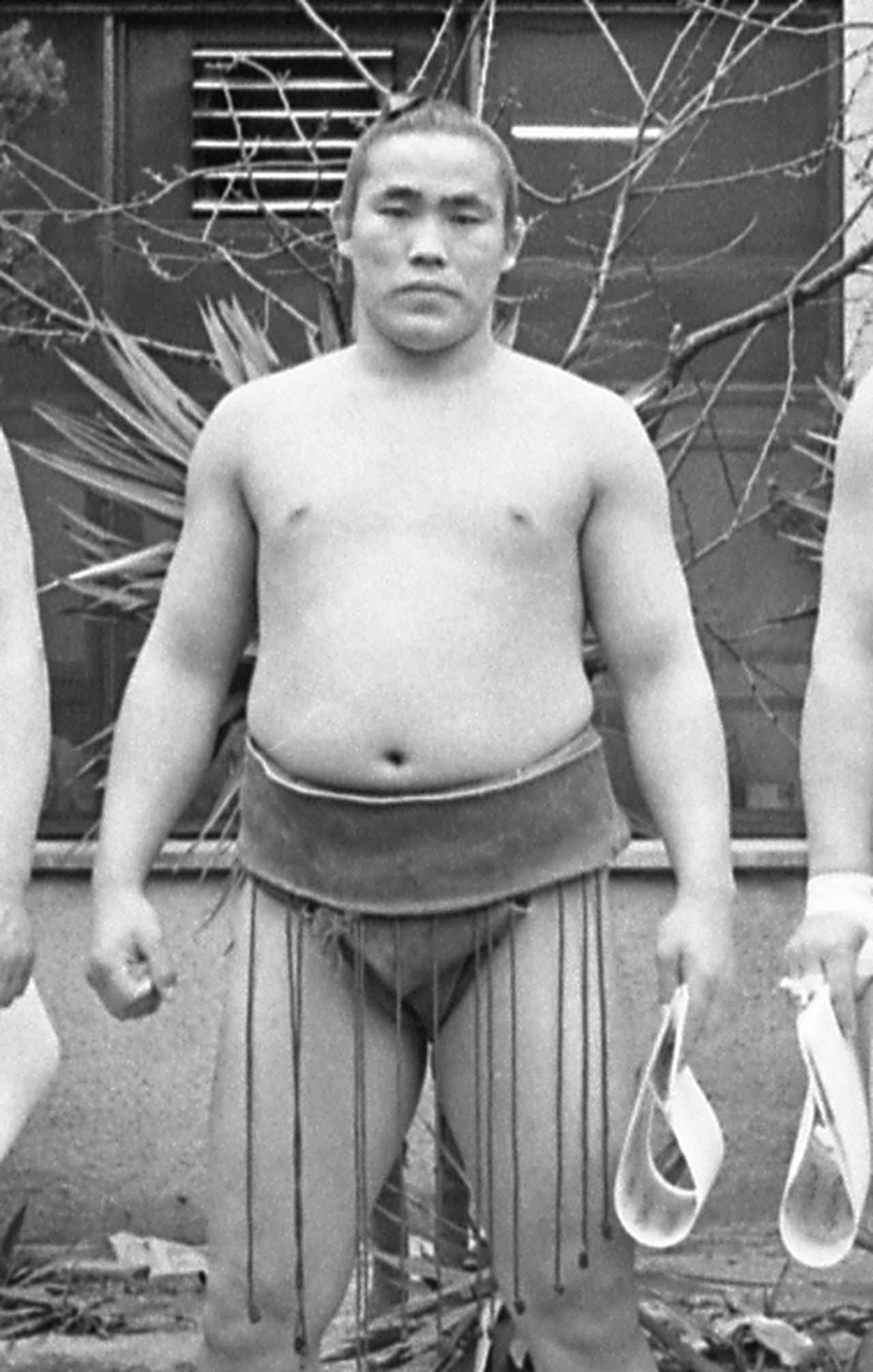 旭 國 斗 雄