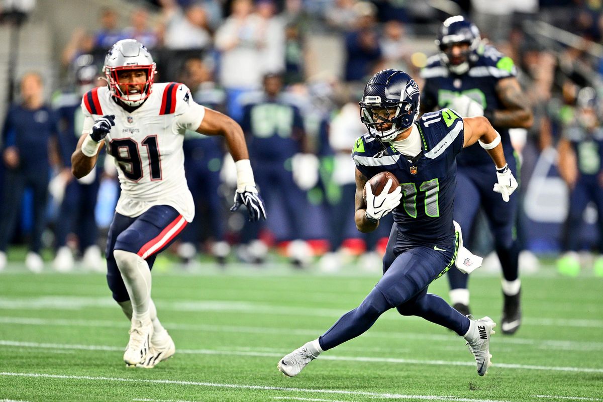 【シーホークス vs ペイトリオッツ】第4Q、シーホークスが4thダウンギャンブルから、WRスミス＝ジグバがTDを奪う。＝Getty Images