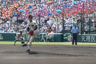 フォーム連続写真］プロの高校時代を振り返る 西武・今井達也