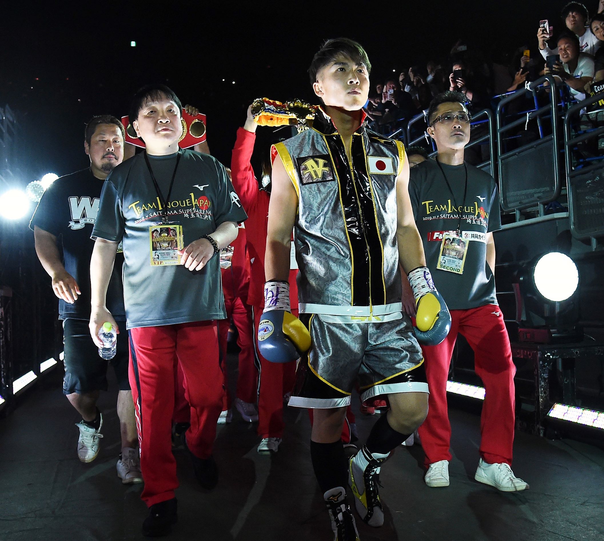 井上尚弥、聖地に立つ。 本日15日発売『11月号』総力大特集 | BBM